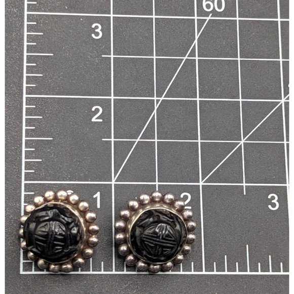 Unsigned Stephen Dweck Sterling Silver Carved Black Shao Design Clip On Earrings - Picture 2 of 11